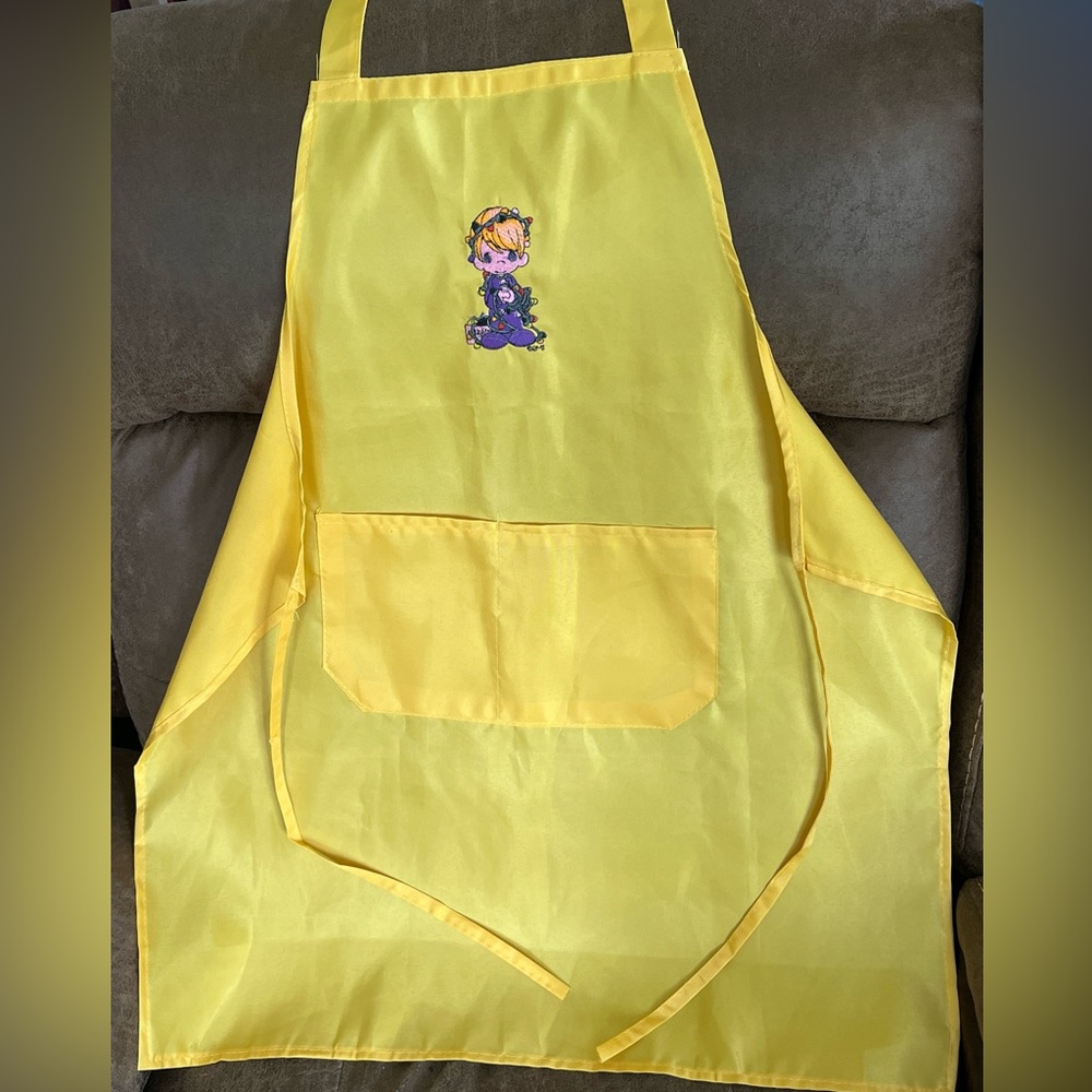 Precious Moments Apron Child With Christmas Lights